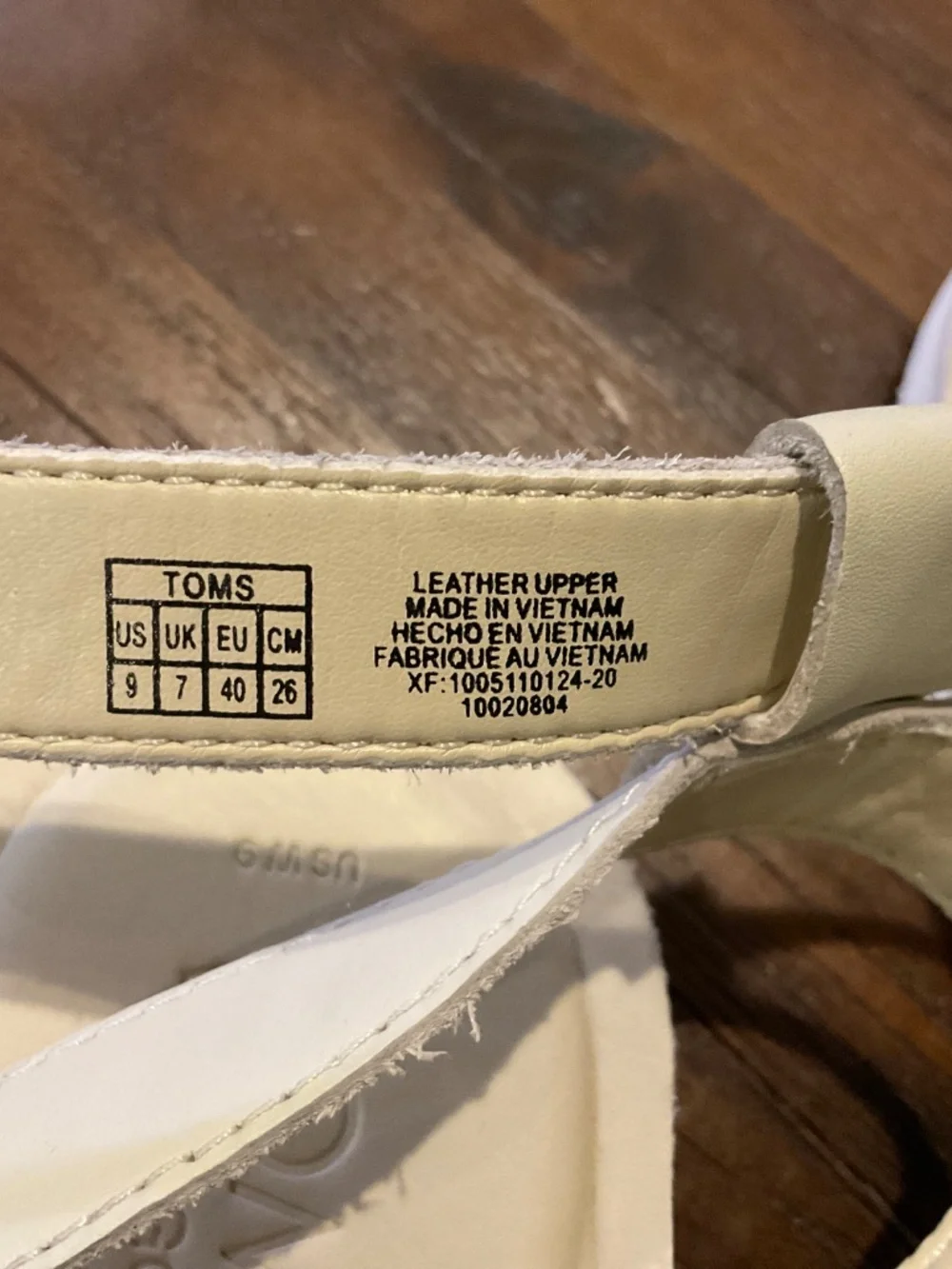 Toms’ Rory Ankle Strap Sandal Leather Beige Size 9